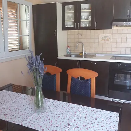 דירה Maja's Place