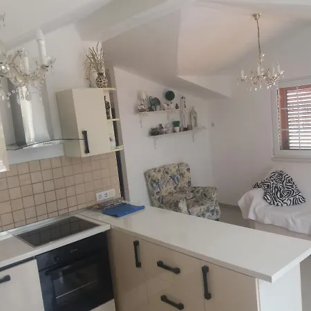 דירה Maja's Place