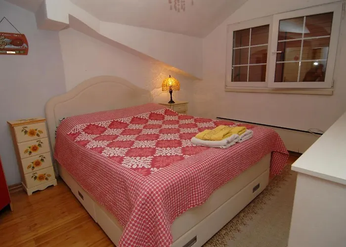 아파트 Maja's Place 코츌라