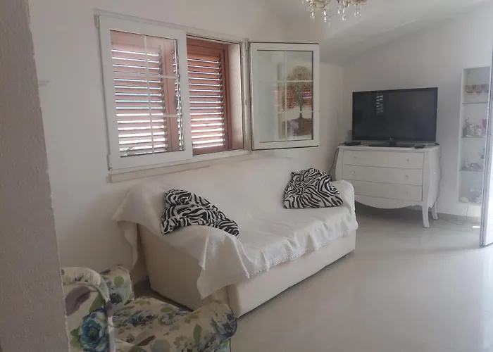 Maja's Place 아파트 코츌라